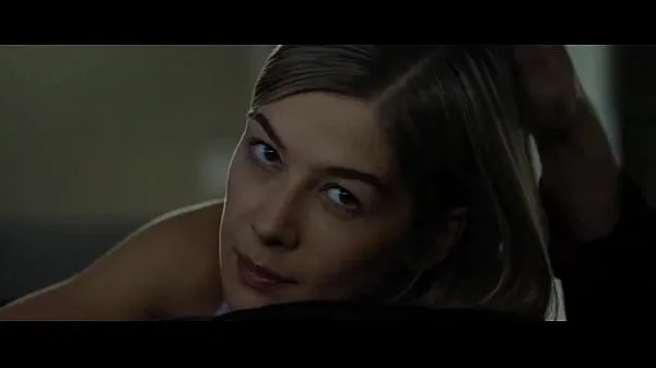 Bekijk The best of Rosamund Pike sex and hot scenes from 'Gone Girl' movie ~*SPOILERS Energy Tube