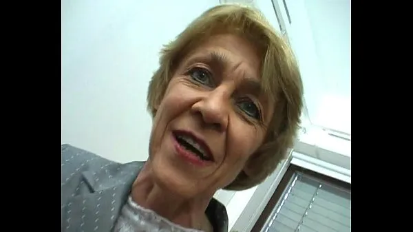 Παρακολουθήστε το Grandma likes sex meetings - German Granny likes livedates Energy Tube