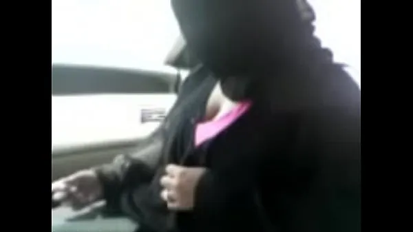 Oglejte si ARABIAN CAR SEX WITH WOMEN Energy Tube