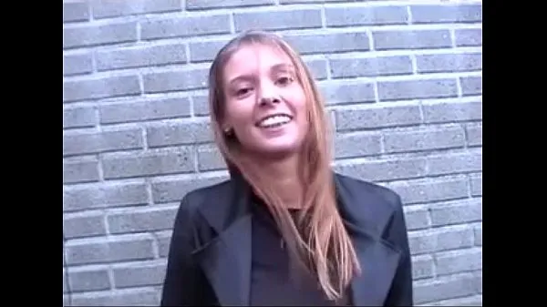 Flemish Stephanie fucked in a car (Belgian Stephanie fucked in car 에너지 튜브 시청하기