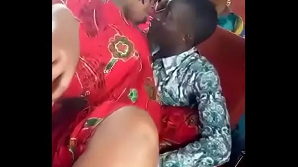 Titta på Woman fingered and felt up in Ugandan bus energy Tube