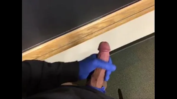 Oglejte si Jerk my big hard throbbing cock in college classroom and blow cumshot on chalk board Energy Tube