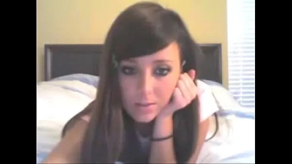 Mira Hot teen teases on webcam tubo de energía
