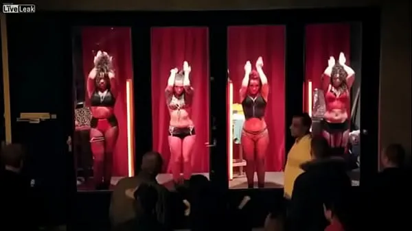 ดู Redlight Amsterdam - De Wallen - Prostitutes Sexy Girls หลอดพลังงาน