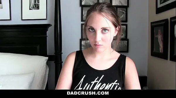 Assista DadCrush- Caught and Punished StepDaughter (Nickey Huntsman) For Sneaking tubo de energia