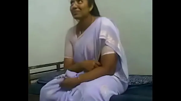 观看South indian Doctor aunty susila fucked hard -more clips能量管