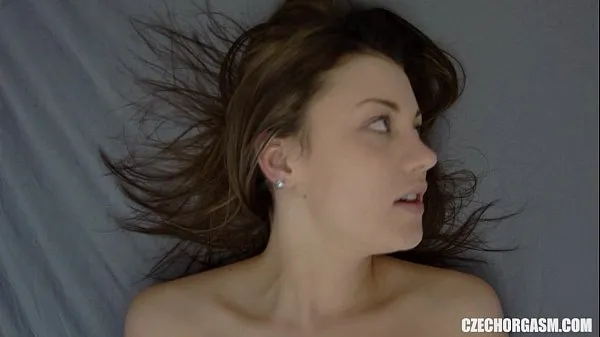 Katso Czech Teen Reached Pussy Orgasm Energy Tube