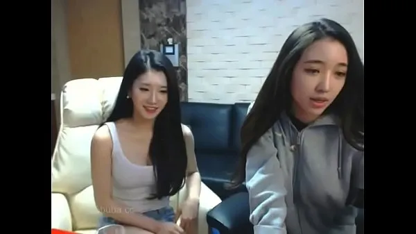 Nézze meg az Asian Idols Show Their Tits on Cam Energy Tube-t