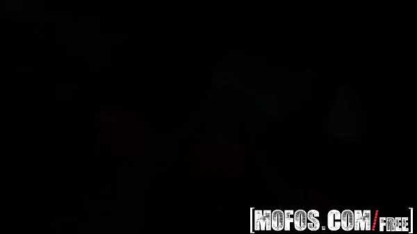 دیکھیں Mofos - Pornstar Vote - Mia Malkovas Yoga Sex Tape starring Mia Malkova انرجی ٹیوب