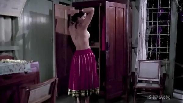 观看Various Indian actress Topless & Nipple Slip Compilation能量管