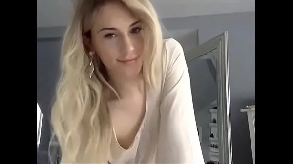 Bekijk Cute Blonde TGirl Handles A Butt Plug Toy, live on Energy Tube