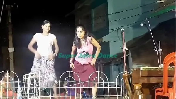 Nézze meg az See what kind of dance is done on the stage at night !! Super Jatra recording dance !! Bangla Village ja Energy Tube-t