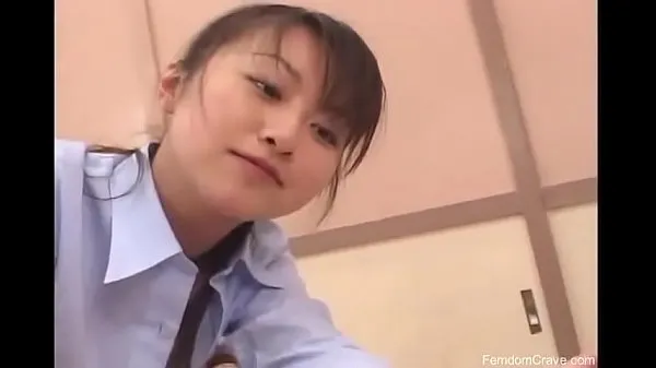 Bekijk Asian teacher punishing bully with her strapon Energy Tube