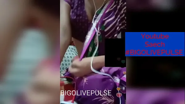 Mira Indian sexy girl boobs subscribers my YouTube channel tubo de energía