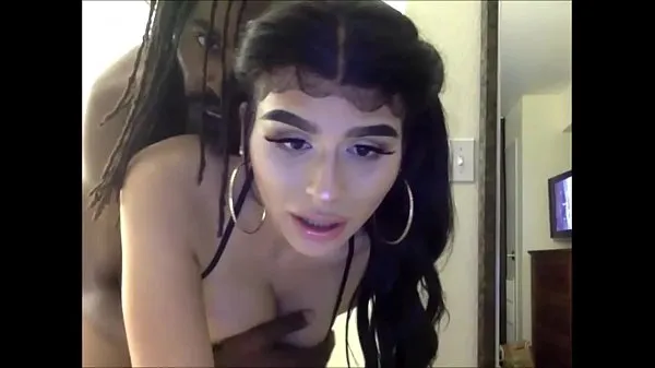 شاهد Transsexual Latina Getting Her Asshole Rammed By Her Black Dude أنبوب الطاقة