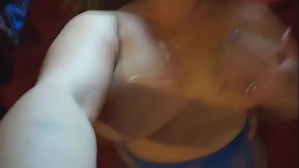 Sledujte My friend's big ass mature mom sends me this video. See it and download it in full here energy Tube