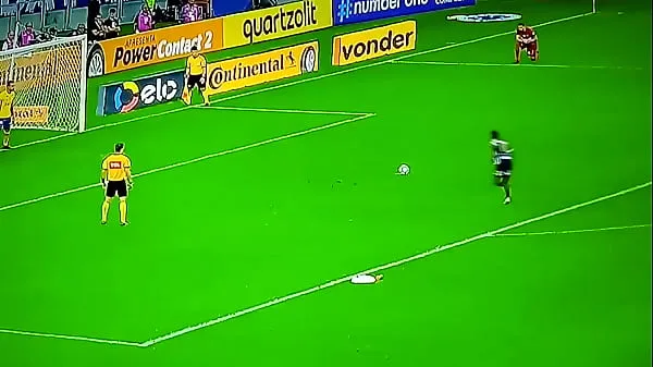 Assista Fábio Santos players on penalties tubo de energia