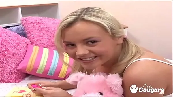 Watch Bree Olson Lifts Her Little Skirt & Takes Some Dick energy Tube