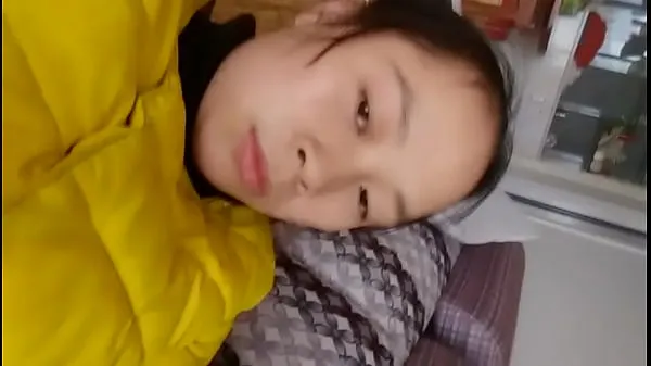 Παρακολουθήστε το Chinese girlfriend take photos Energy Tube