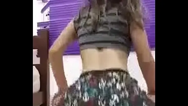 Watch Cris Pkena - Dancing in shorts without panties energy Tube