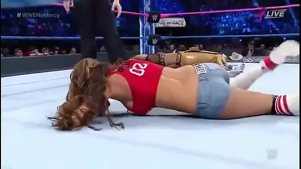 Mira Nikki Bella vs Carmella. No Mercy 2016 tubo de energía
