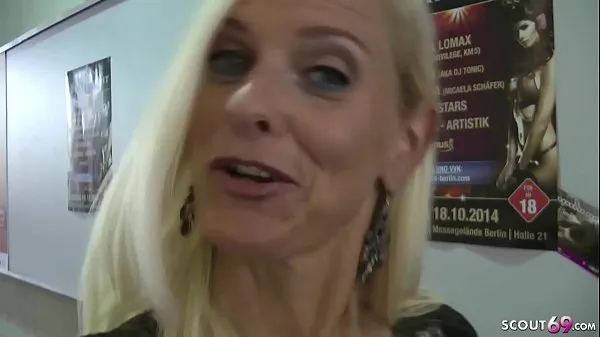 Guarda Mamma tedesca - Dirty-Tina amatoriale tedesca all'appuntamento con ragazzi di AO tubo energetico