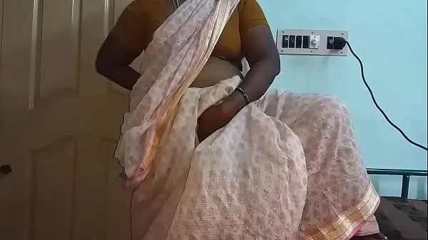 Παρακολουθήστε το Indian Hot Mallu Aunty Nude Selfie And Fingering For father in law Energy Tube