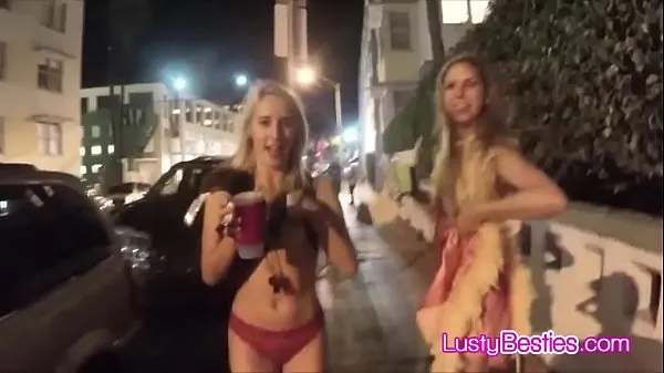 ดู Leaked Mardi Gras sex party video หลอดพลังงาน