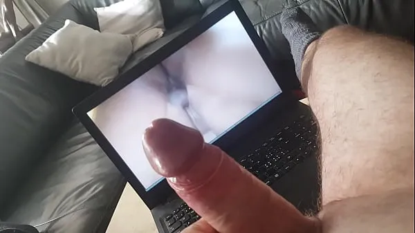 Tonton Getting hot, watching porn videos Energy Tube