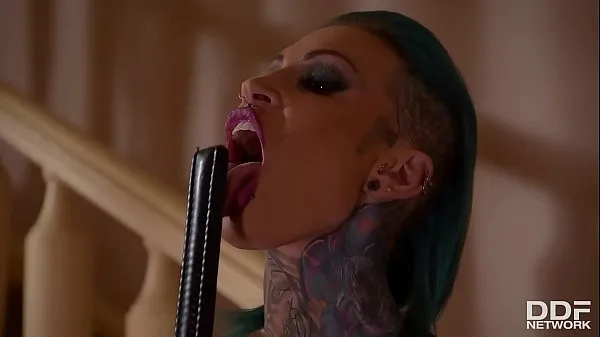 Watch Big tits fetish Queen Calisi Ink fills her gaping pussy with enormous dildo energy Tube