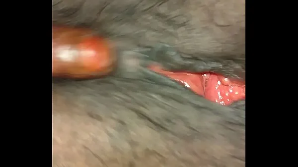 Nézze meg az Spread My Fat Pussy Make It Squirt Energy Tube-t