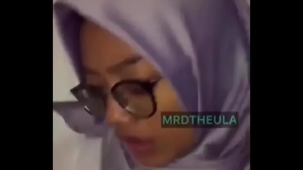 Tonton Muslim girl getting fucked Tabung energi