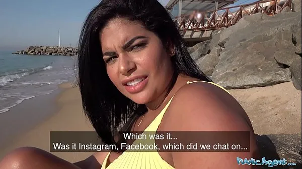 Nézze meg az Public Agent A Blind date for Latina with huge natural boobs Energy Tube-t