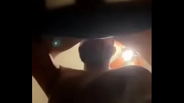 Assista Eating pussy tubo de energia