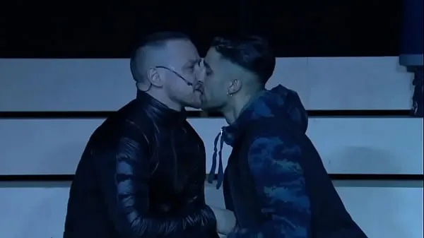 Watch Eben Figueiredo and James McAvoy gay kiss from theater show Cryano de Bergerac energy Tube
