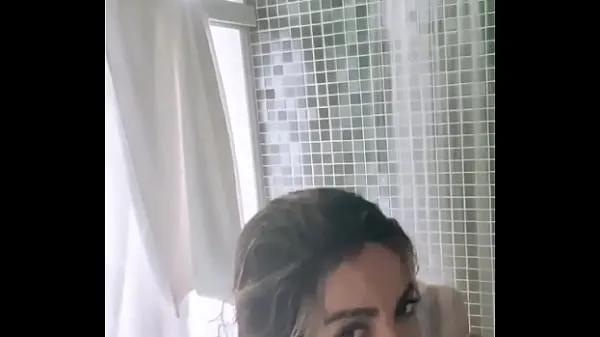 Tonton Anitta leaks breasts while taking a shower Energy Tube