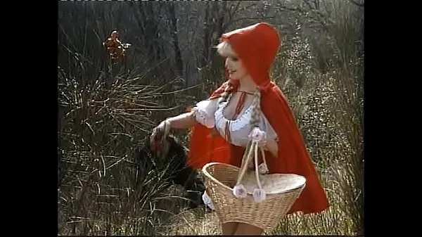 Bekijk The Erotix Adventures Of Little Red Riding Hood - 1993 Part 2 Energy Tube