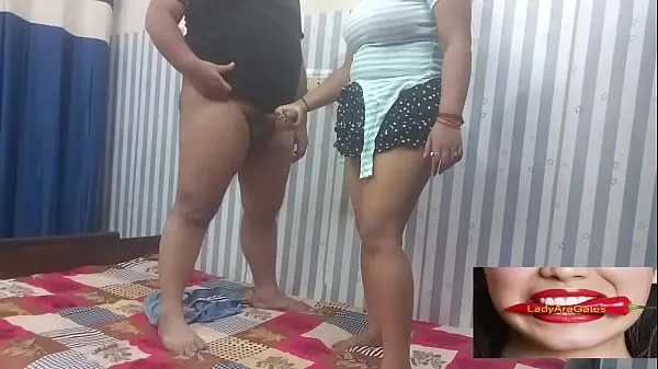 Oglejte si Indian Couple XXX | Indian couple getting horny at home | Indian Lovely Couple Enjoying Energy Tube