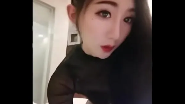 Παρακολουθήστε το Domestic CD fake girl Xiao Qiao sexy black silk gets fucked Energy Tube