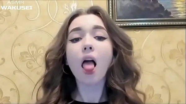 Sledujte 18 year old girl masturbates energy Tube