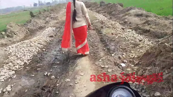 Nézze meg az Desi village aunty was going alone, she was patted Energy Tube-t