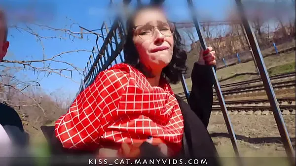 شاهد Let's walk in Nature - Public Agent PickUp Russian Student to Real Outdoor Fuck / Kiss cat 4k أنبوب الطاقة