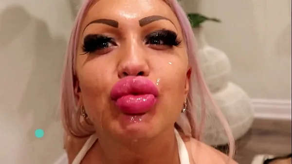 Παρακολουθήστε το Skylar Xtreme's Best FACEFUCKING Blonde Bimbo Blowjob Lips Made To DEEPTHROAT | Blowjob Compilation Energy Tube