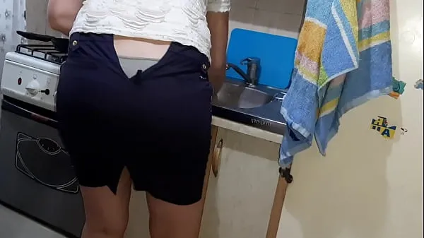 Watch While my step mother was washing the dishes, I masturbated my pussy - Lesbian Illusion Girls energy Tube
