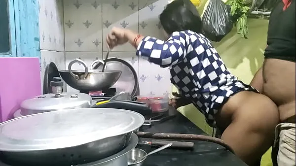 Se The maid who came from the village did not have any leaves, so the owner took advantage of that and fucked the maid (Hindi Clear Audio energy Tube