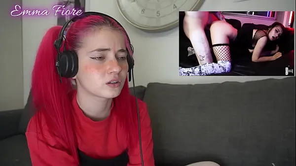 Tonton Petite teen reacting to Amateur Porn - Emma Fiore Energy Tube