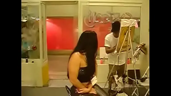 ดู Monica Santhiago Porn Actress being Painted by the Painter The payment method will be in the painted one หลอดพลังงาน