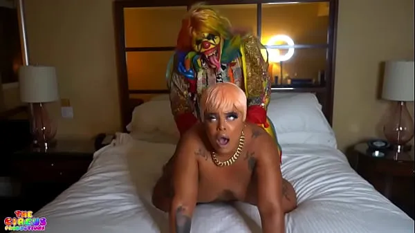 Watch Mulanblossumxxx getting her pussy tore up by Gibby The Clown energy Tube
