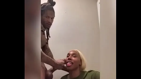 Oglejte si Gakbraazy and Drippinvelvet met Ts Parris flew to Gakteeem4 cuz Youngstarbrazy is a bitch that likes Big booty black men Energy Tube