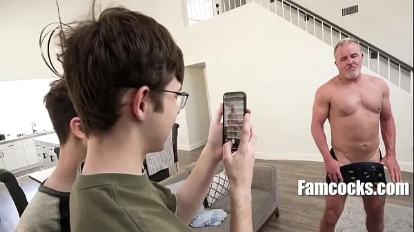 Watch Step Dad Gets His Nudes Clicked By energy Tube